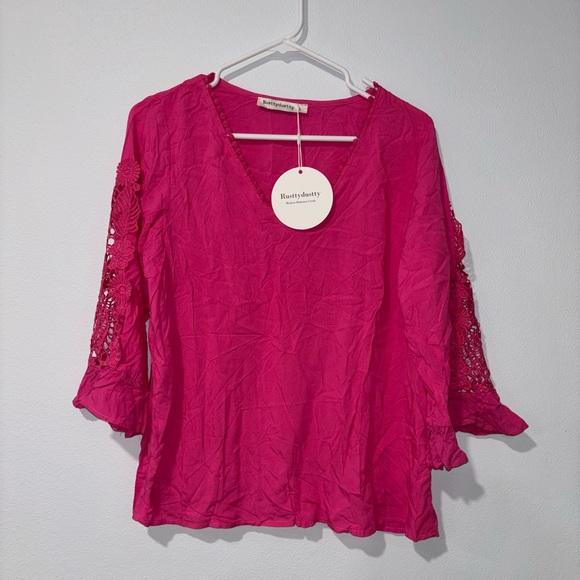 Tops - Women's Large Pink Lace Sleeve Top